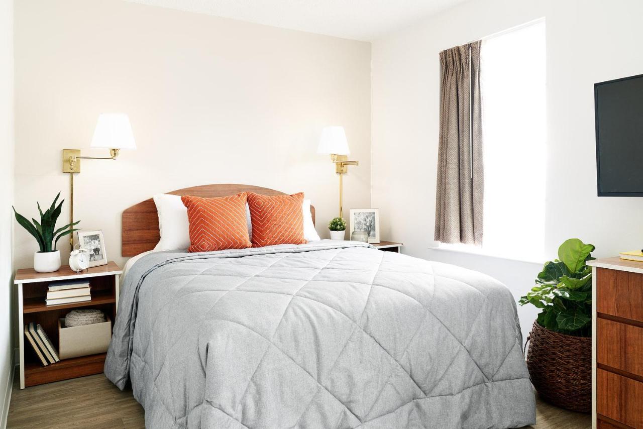 Intown Suites Extended Stay Louisville Ky - Northeast 외부 사진